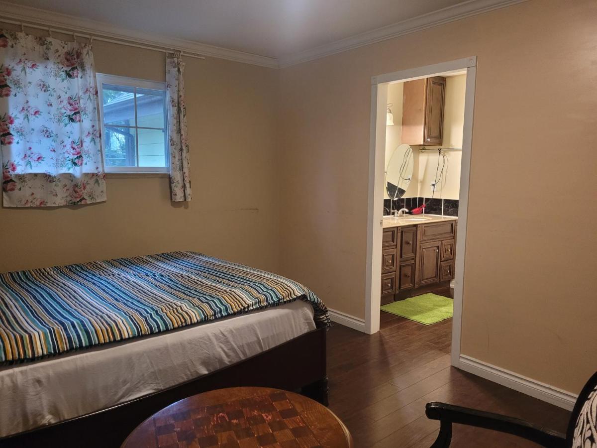 Vancouver Jenny'S Guesthouse Coquitlam Kültér fotó