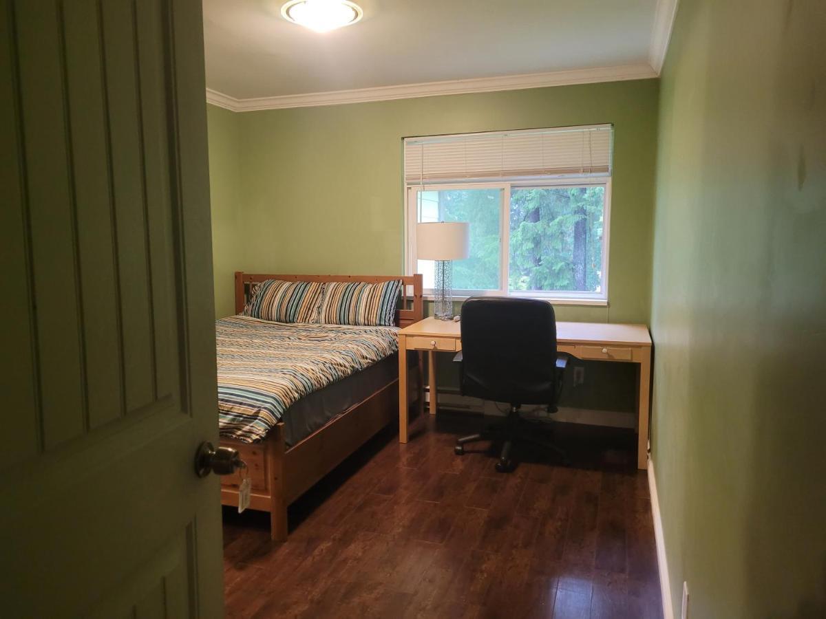 Vancouver Jenny'S Guesthouse Coquitlam Kültér fotó